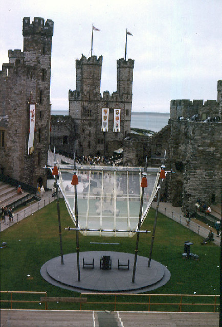 caernarfoncastleinvestiture