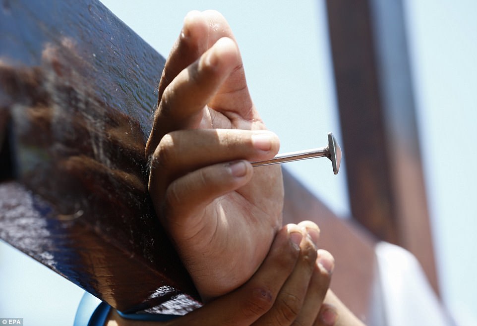 The counter-intuitive wisdom of the&nbsp;cross