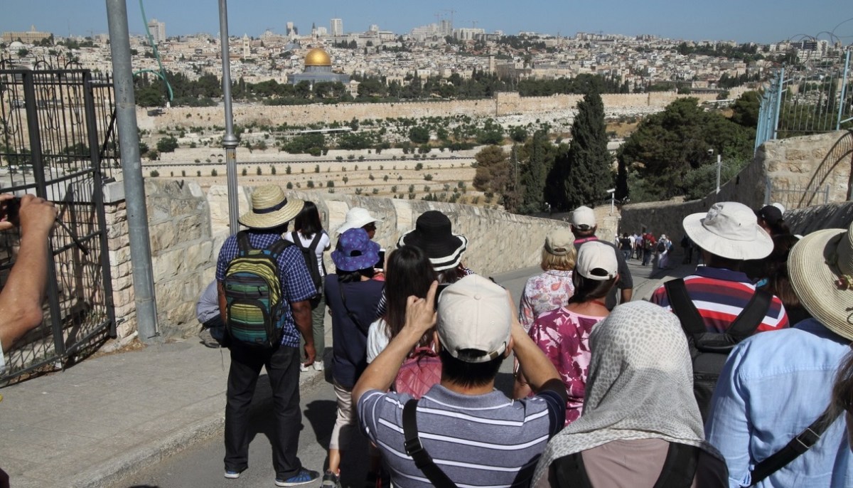 Hosanna: the king who saves his realm (Matthew&nbsp;21:6-9)